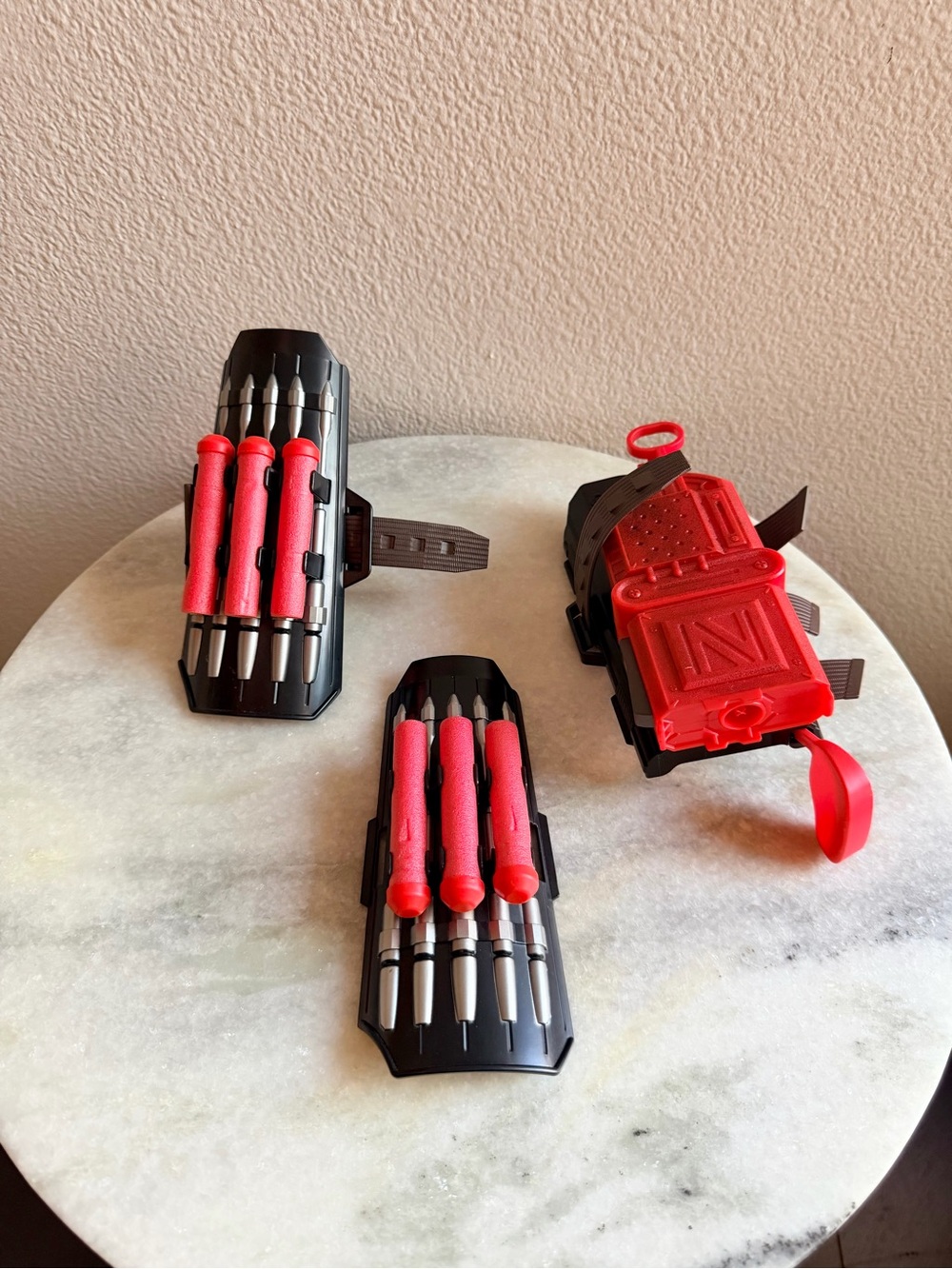 DC Comics Batman Gauntlet with Launcher Interactive Role-Play Toy The Batman